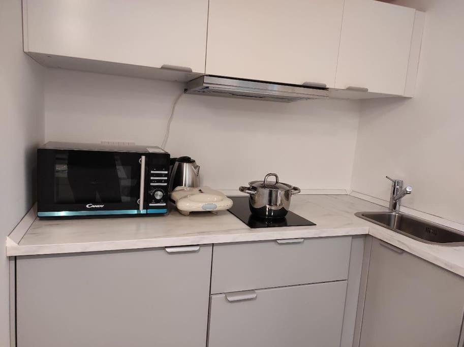 Duomo Porta Venezia Mini Loft Con Wifi E Netflix Apartment Milano Exterior foto